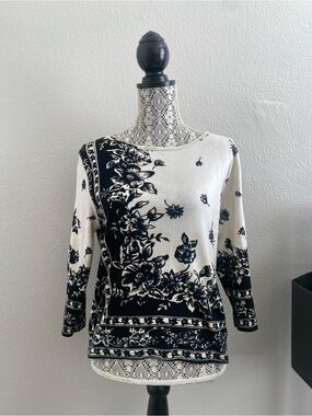 Take two Black & White Floral top